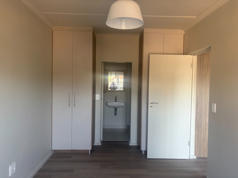 2 Bedroom Property for Sale in Table View Western Cape